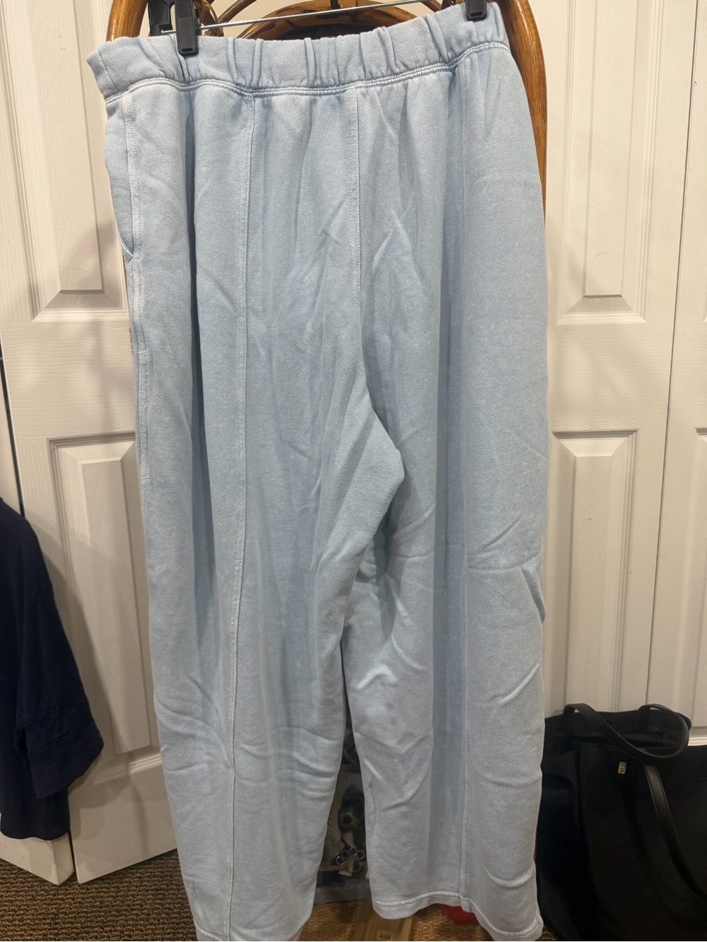 Aerie Street Trouser in Cloud Wash - Picture 4 of 5